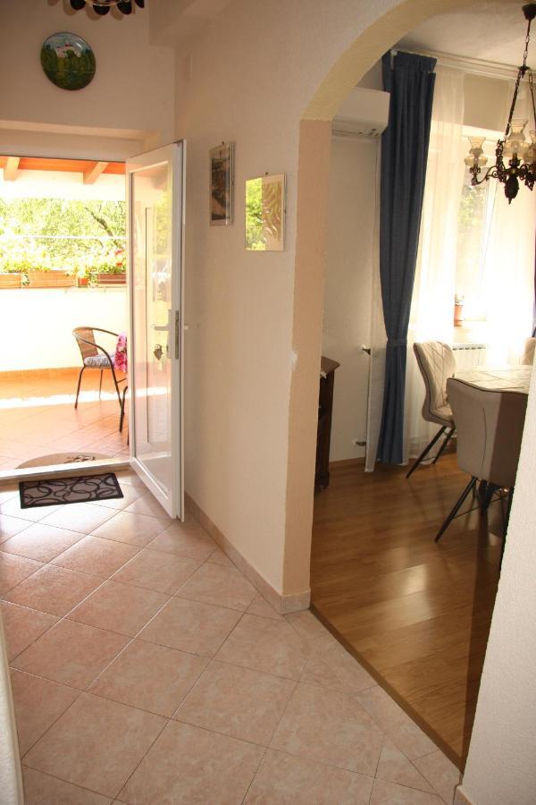 Apartman Rino Bašanija 外观 照片